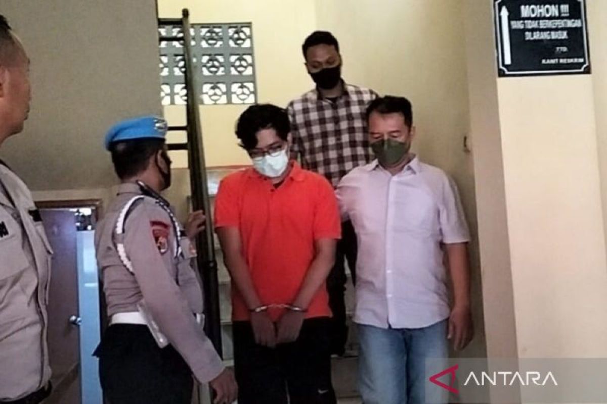 Polisi tangkap pelaku yang mencari lawan tawuran via WA di Mampang