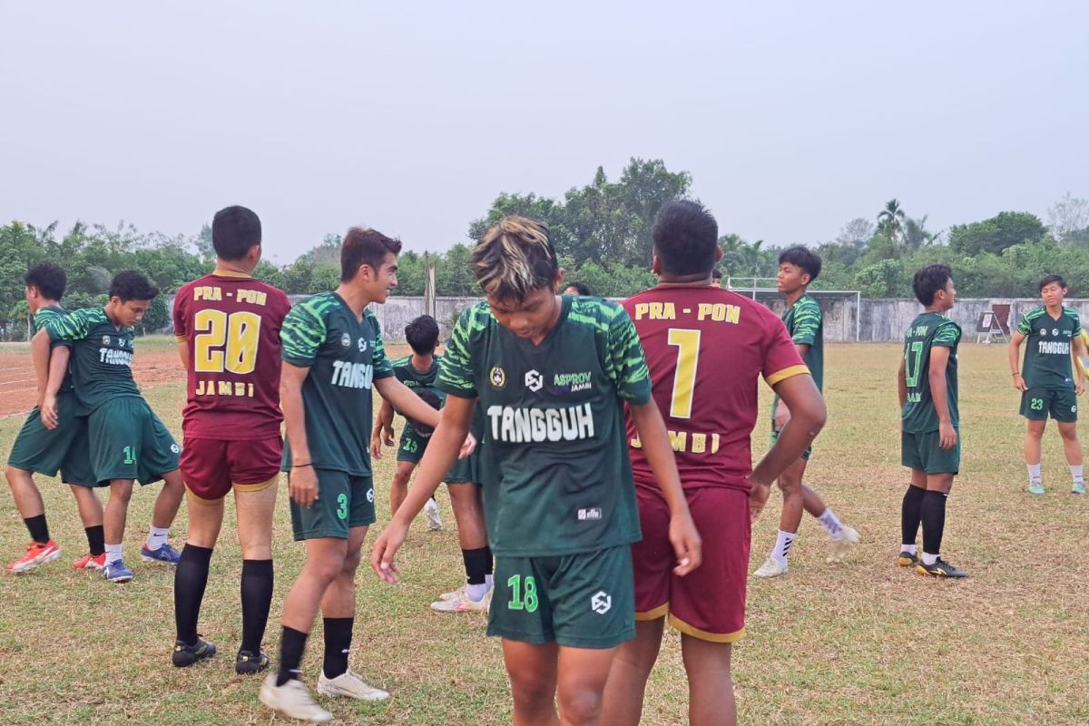 Tim sepakbola Jambi genjot fisik pemain jelang laga prakualifikasi PON