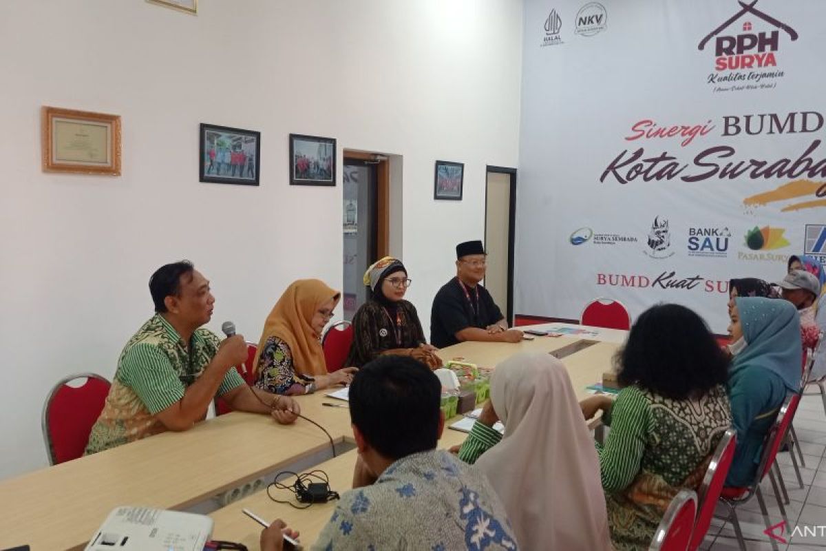 DKPP Surabaya sosialisasi pencegahan daging gelonggong kepada pedagang mitra RPH