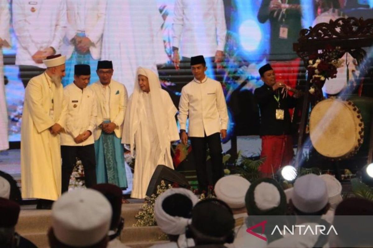 Pemkot Pekalongan berharap Muktamar Sufi membawa perdamaian dunia