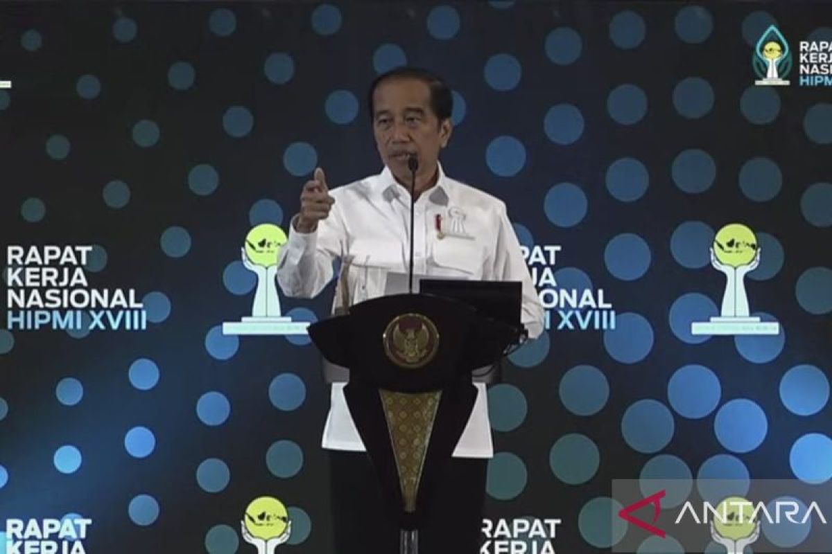 Jokowi sampaikan cawe-cawe dalam kapasitas senior HIPMI
