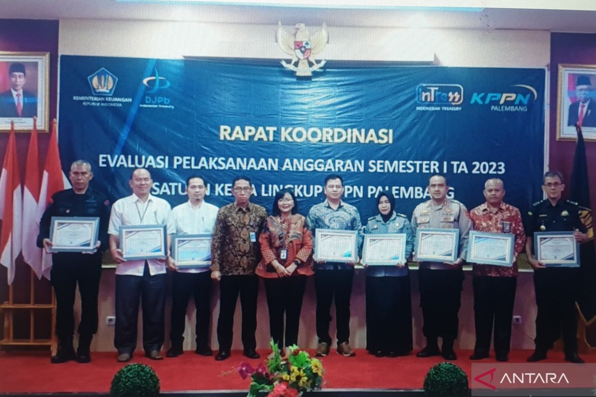 Kemenkumham Sumsel terima penghargaan sistem  akuntansi dan anggaran