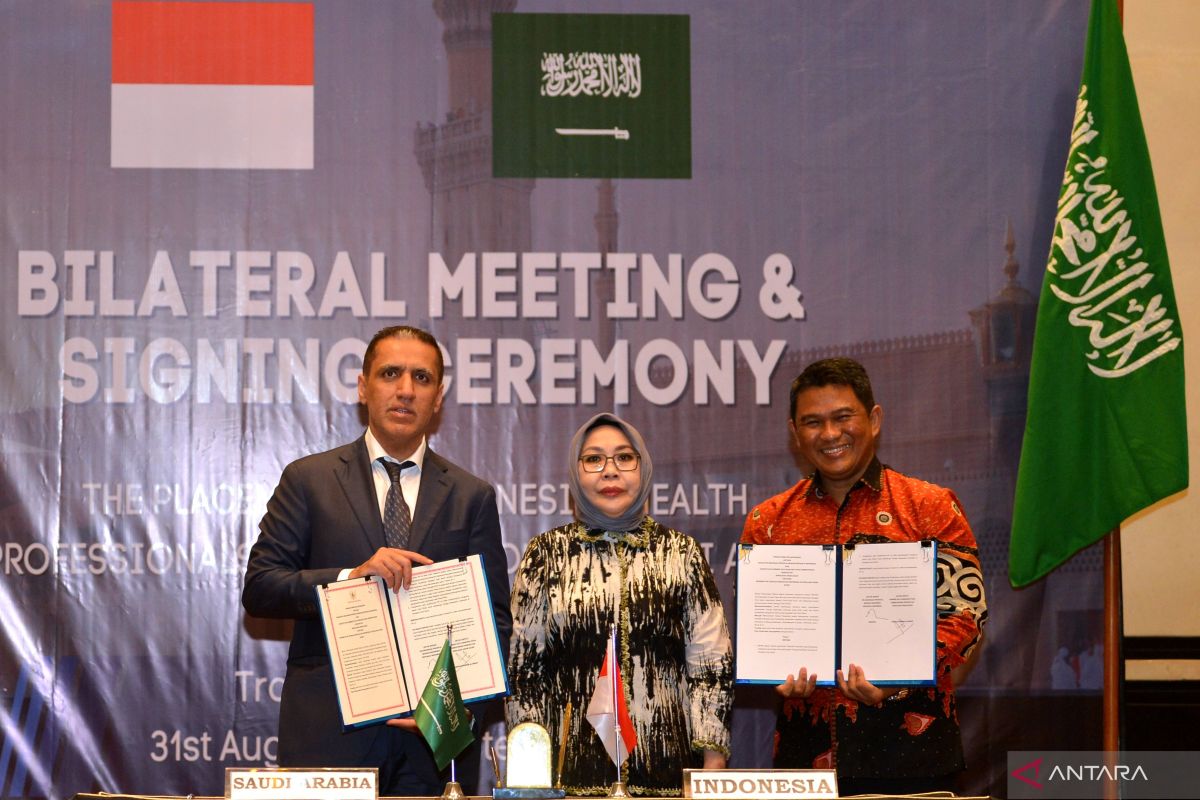 Indonesia, Saudi Arabia sign health workers protection deal