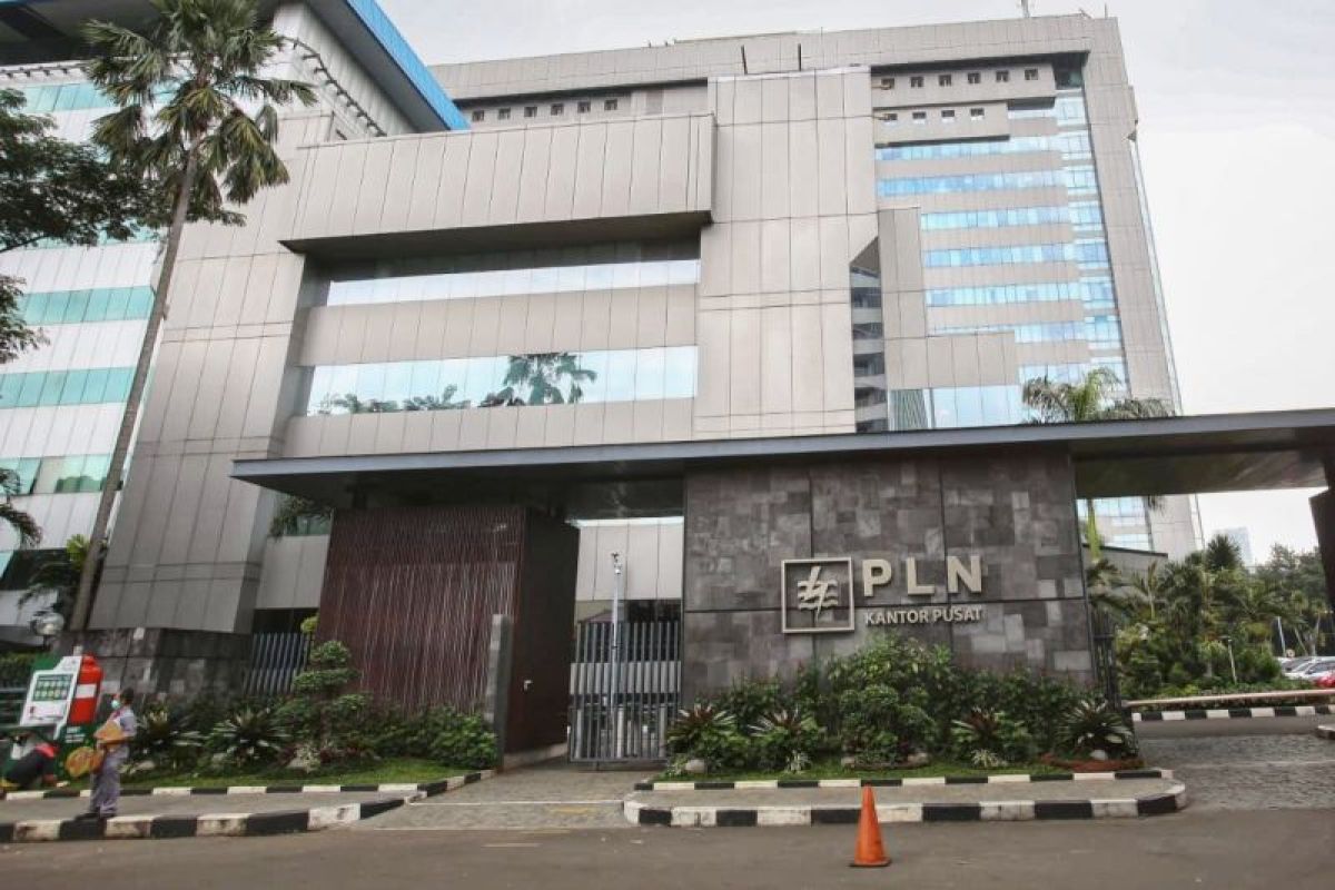 PLN-ACWA Power-Pupuk Indonesia matangkan proyek hidrogen-amonia hijau