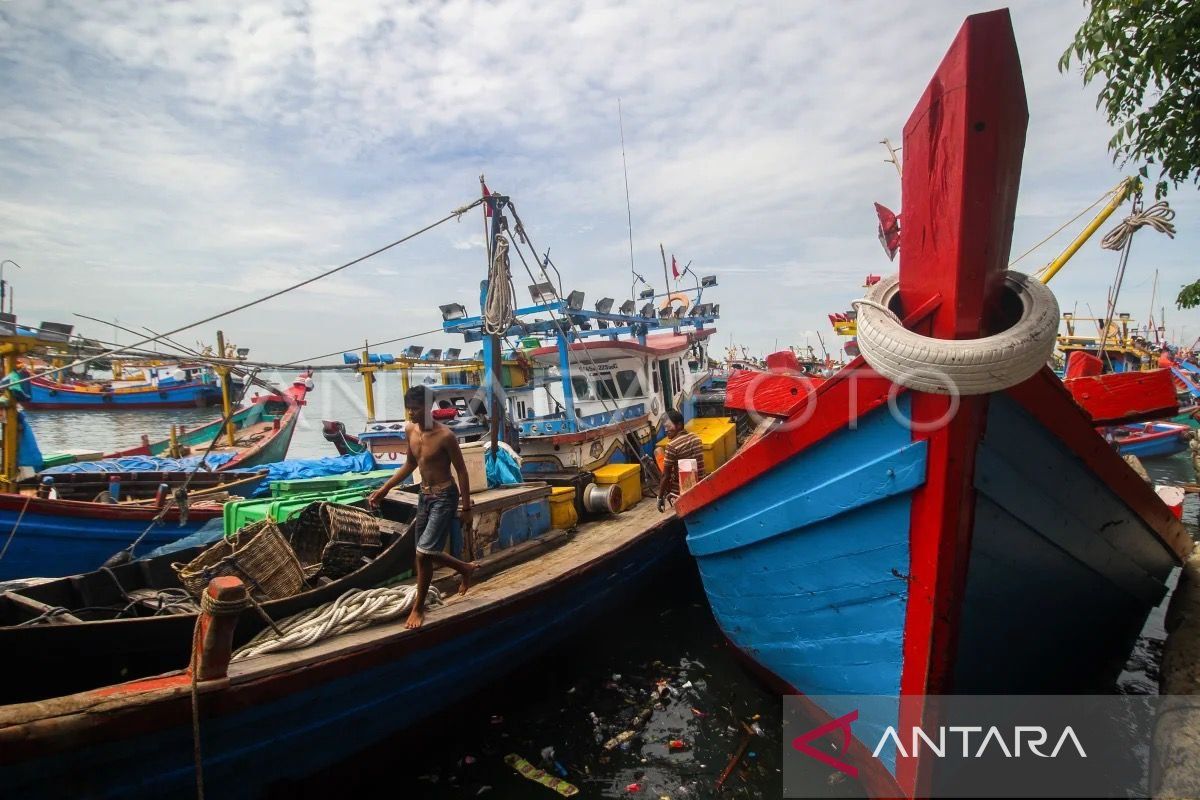 Nelayan di Aceh Barat Daya minta tambahan kuota BBM solar bersubsidi