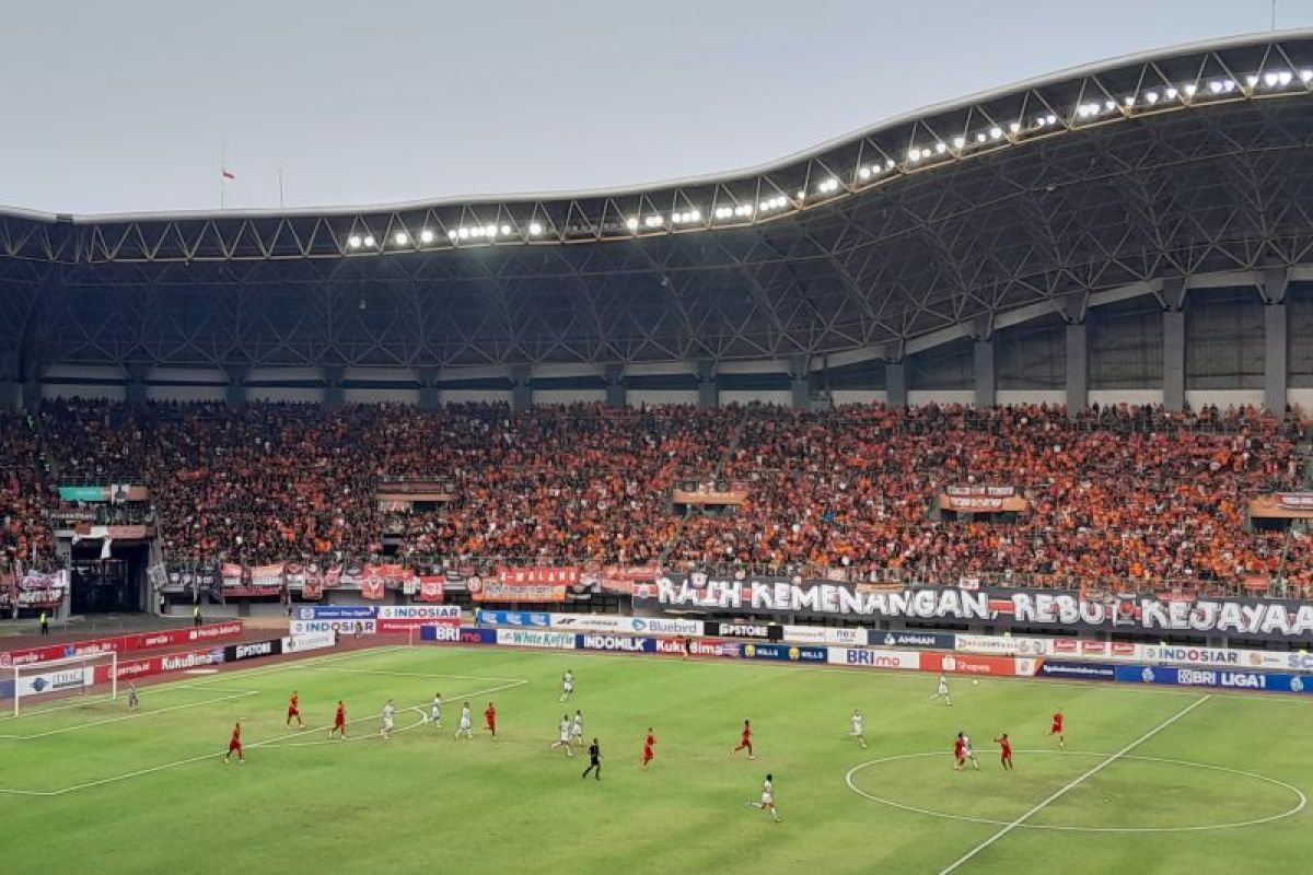 Persija Jakarta main imbang 1-1 lawan Persib Bandung