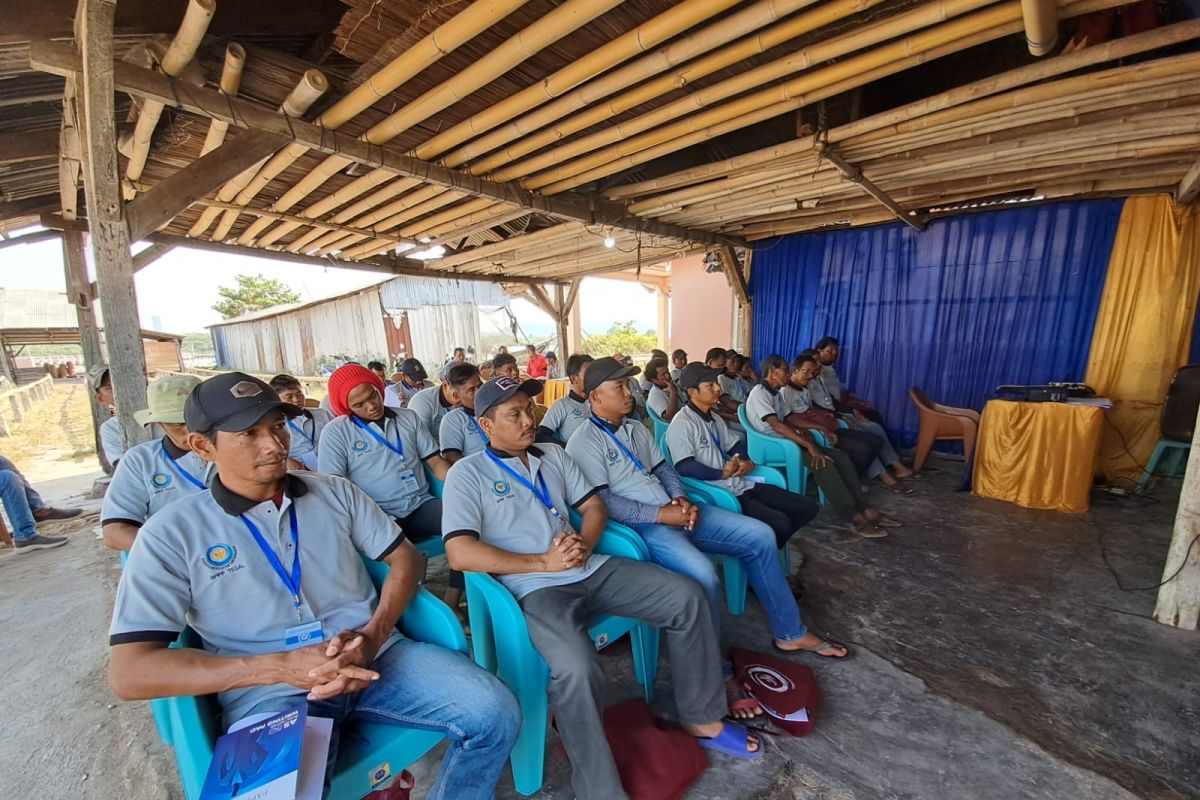 KKP beri pelatihan perbaikan mesin kapal nelayan di Pulau Pasaran
