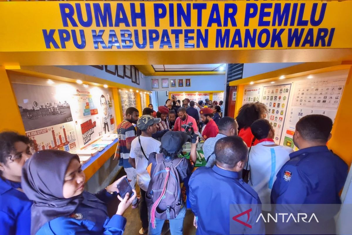 KPU Manokwari diskusi pemilu dengan organisasi mahasiswa Kelompok Cipayung