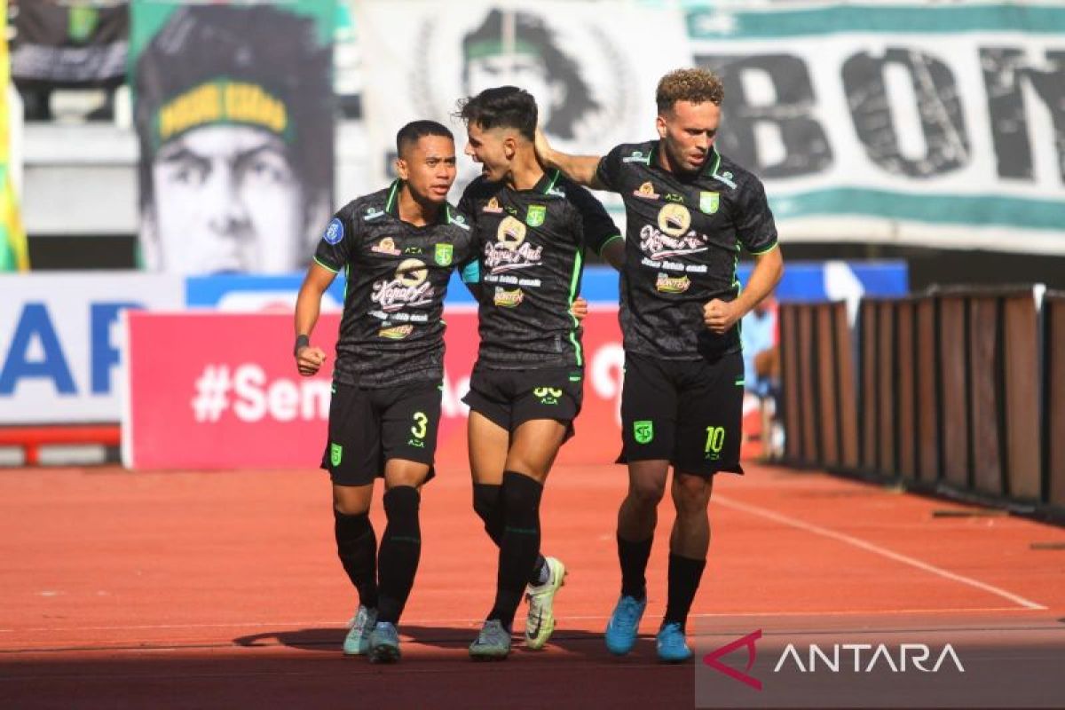 Liga 1: Bangganya Uston Persebaya bisa hentikan tren positif Borneo FC