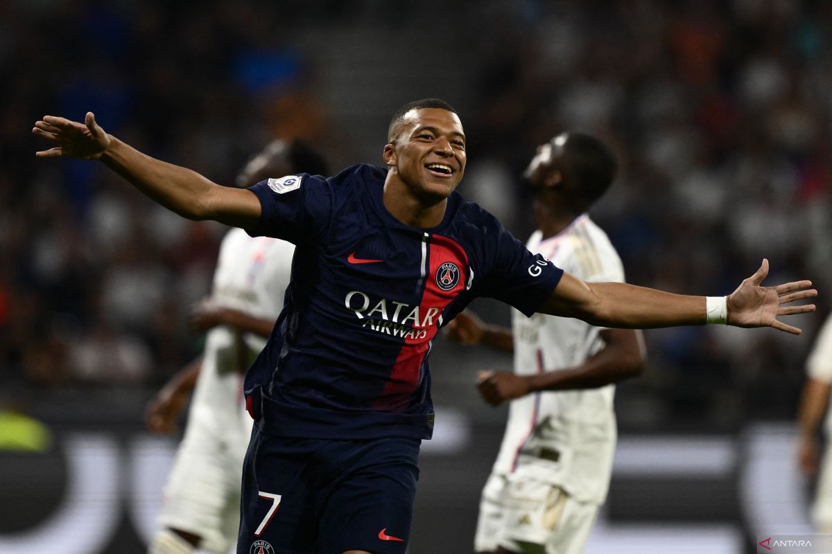 Liga Prancis - PSG hantam Lyon 4-1, Mbappe cetak dua gol