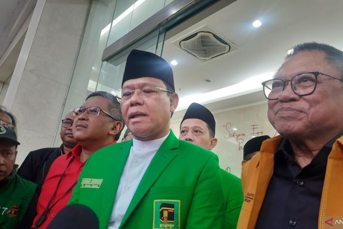 Ketum PPP tepis isu hengkang dari parpol pendukung Ganjar Pranowo