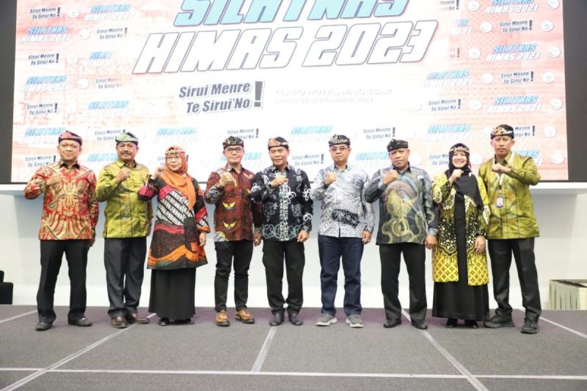Gubernur Kaltara Zainal Paliwang hadiri silaturahmi nasional masyarakat Sinjai di Makassar
