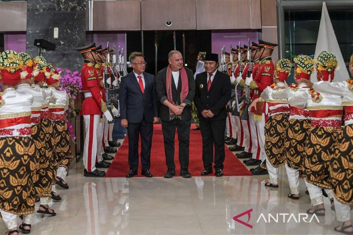 Para tamu KTT ASEAN 2023 disambut dengan tarian khas Banten