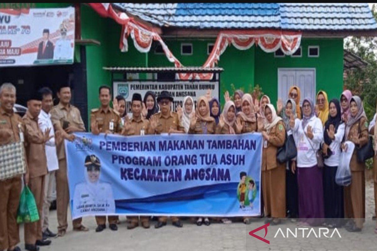 Kecamatan Angsana bantu makanan tambahan balita kurang gizi