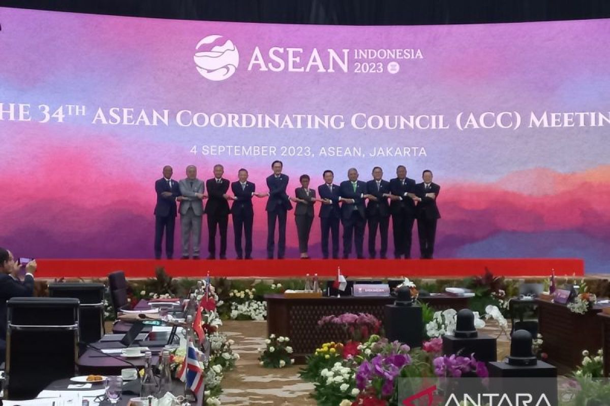 Menlu Retno: ASEAN harus siap ambil keputusan yang berani