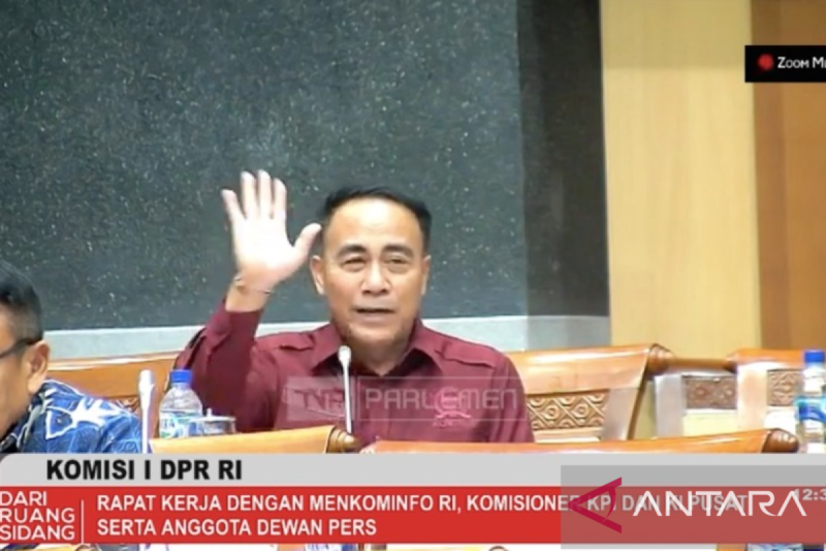 Anggota DPR dukung Kemenkominfo selesaikan proyek BTS