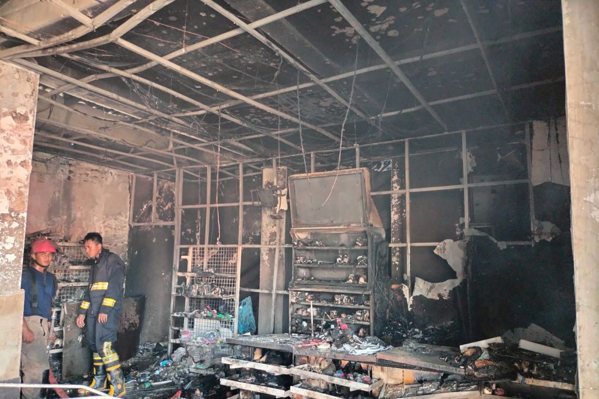 Minimarket di Tangerang terbakar, kerugian sekitar Rp1 miliar
