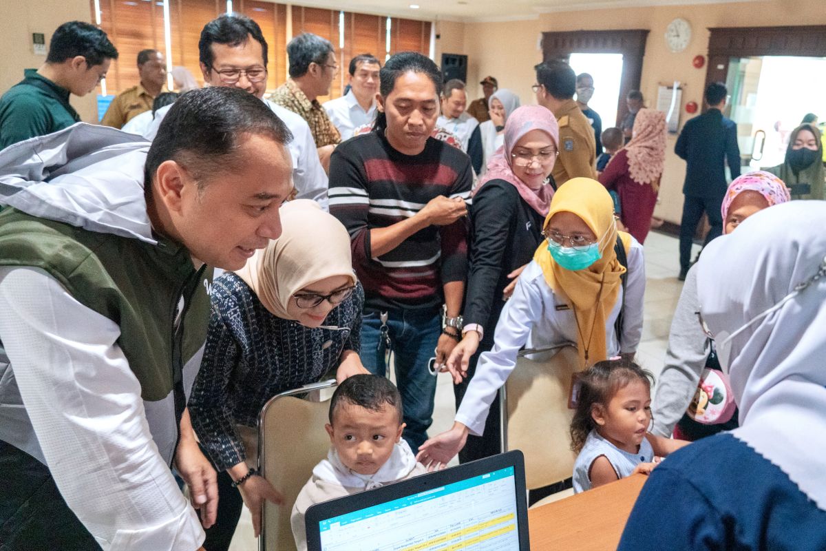 Wali Kota Eri apresiasi dukungan TPS atasi stunting di Surabaya