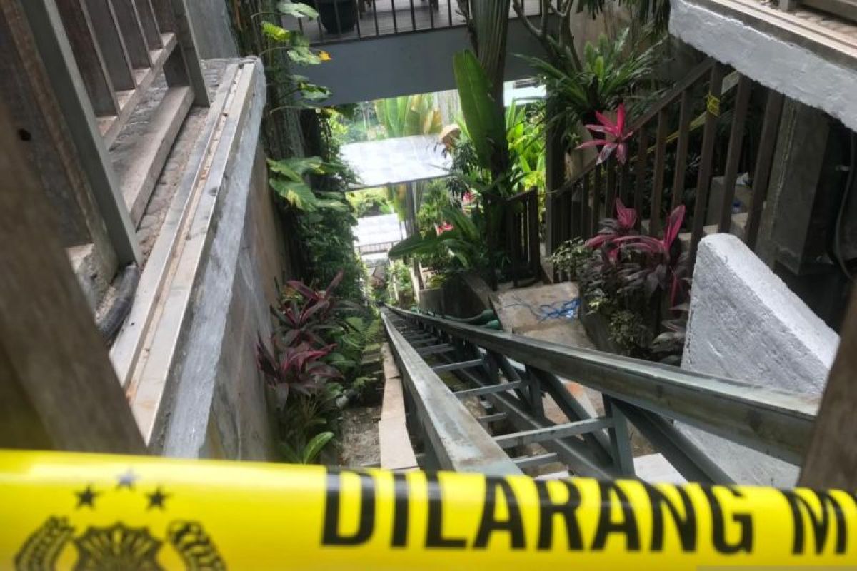 Polisi periksa 13 saksi kasus lift jatuh di Ayu Terra Resort