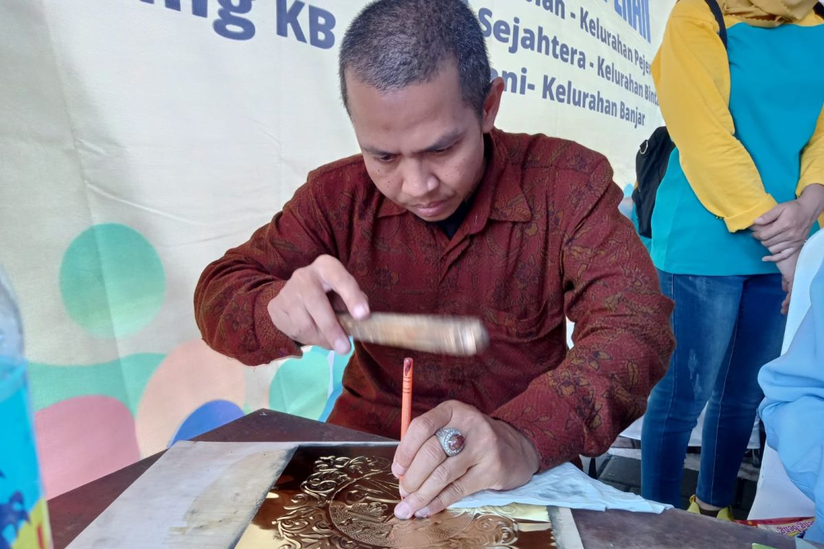 Pemkot Mataram membangun rumah industri logam