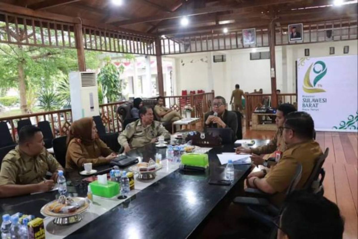 Lomba perahu tradisional "Sandeq" di Sulbar