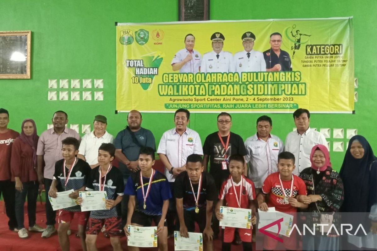 Advetorial - Gebyar Olah raga bulu tangkis Kota Padangsidimpuan 2023 hasilkan juara