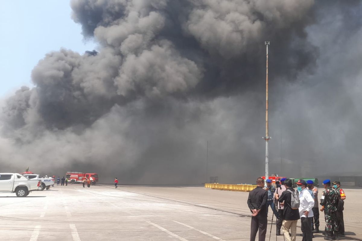 Danlanal sebut penyebab kebakaran kapal di Cilegon masih belum diketahui