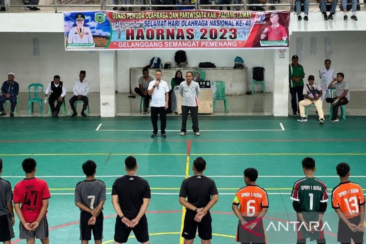 Sambut Haornas, Kadis Porapar Palas buka pertandingan Futsal antar pelajar