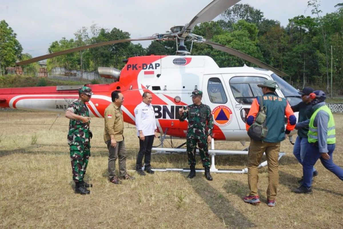 BPBD Jatim ajukan tambahan helikopter tangani karhutla Gunung Arjuno