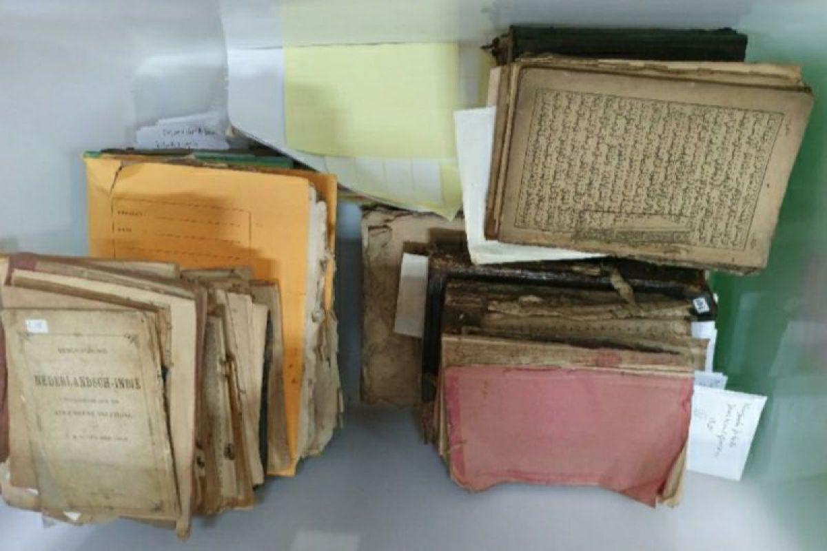 Penyelamatan 61 kitab kuno koleksi MAJT mulai dikerjakan