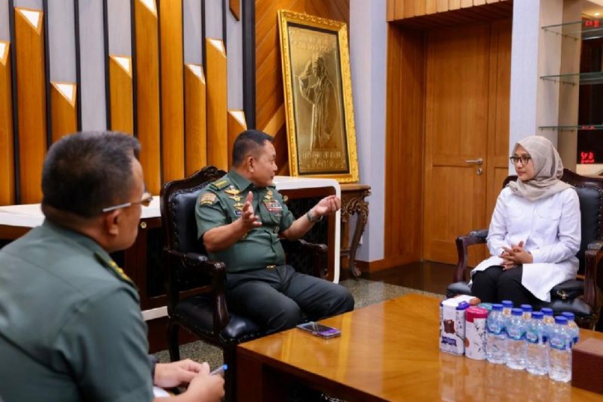 Pemkab Banyuwangi dan TNI AD bahas rehab Asrama Inggrisan untuk wisata