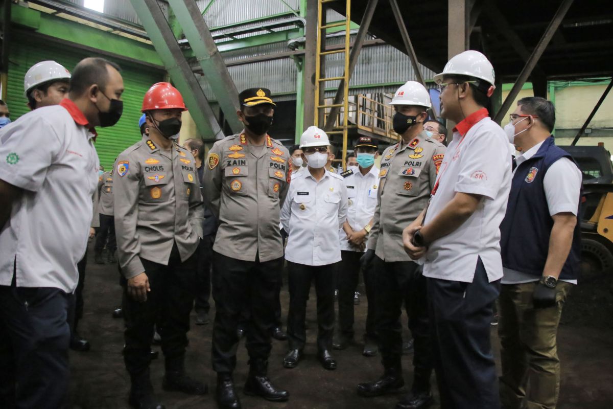 Soal polusi, Polisi ambil sampel pabrik Tangerang gunakan batu bara