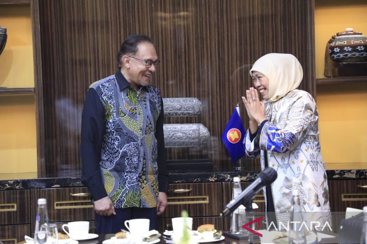 Gubernur Khofifah undang PM Anwar Ibrahim ke Jatim
