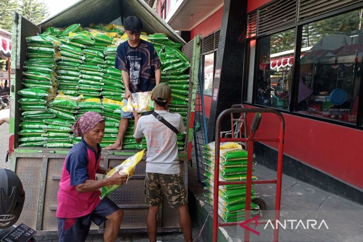 Bulog Banyumas lanjutkan kegiatan SPHP kendalikan harga  beras