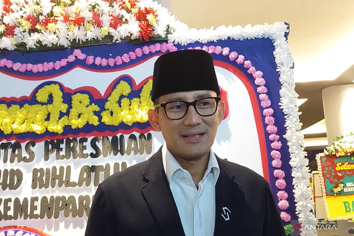 Sandi undang maskapai ASEAN buka penerbangan langsung ke Indonesia