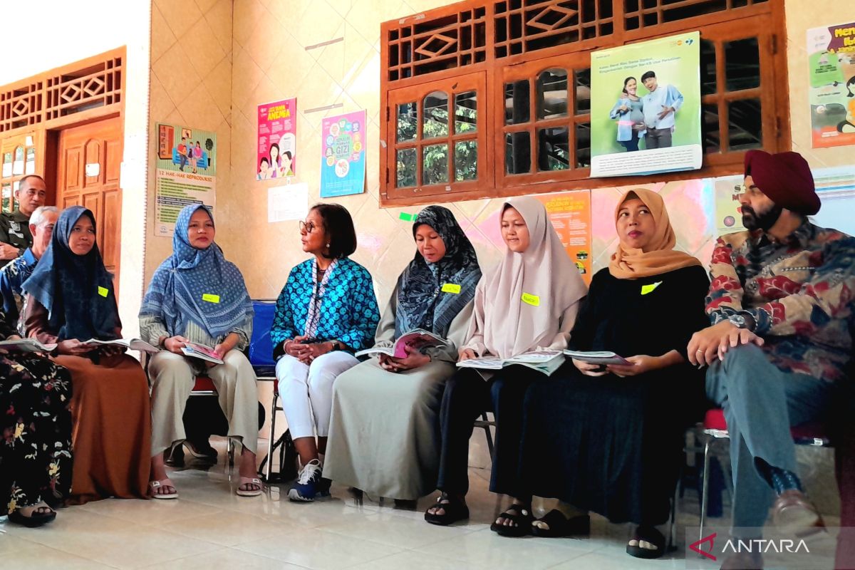 Sambangi Tangerang, Presiden Bank Dunia antusias ikuti kelas ibu hamil