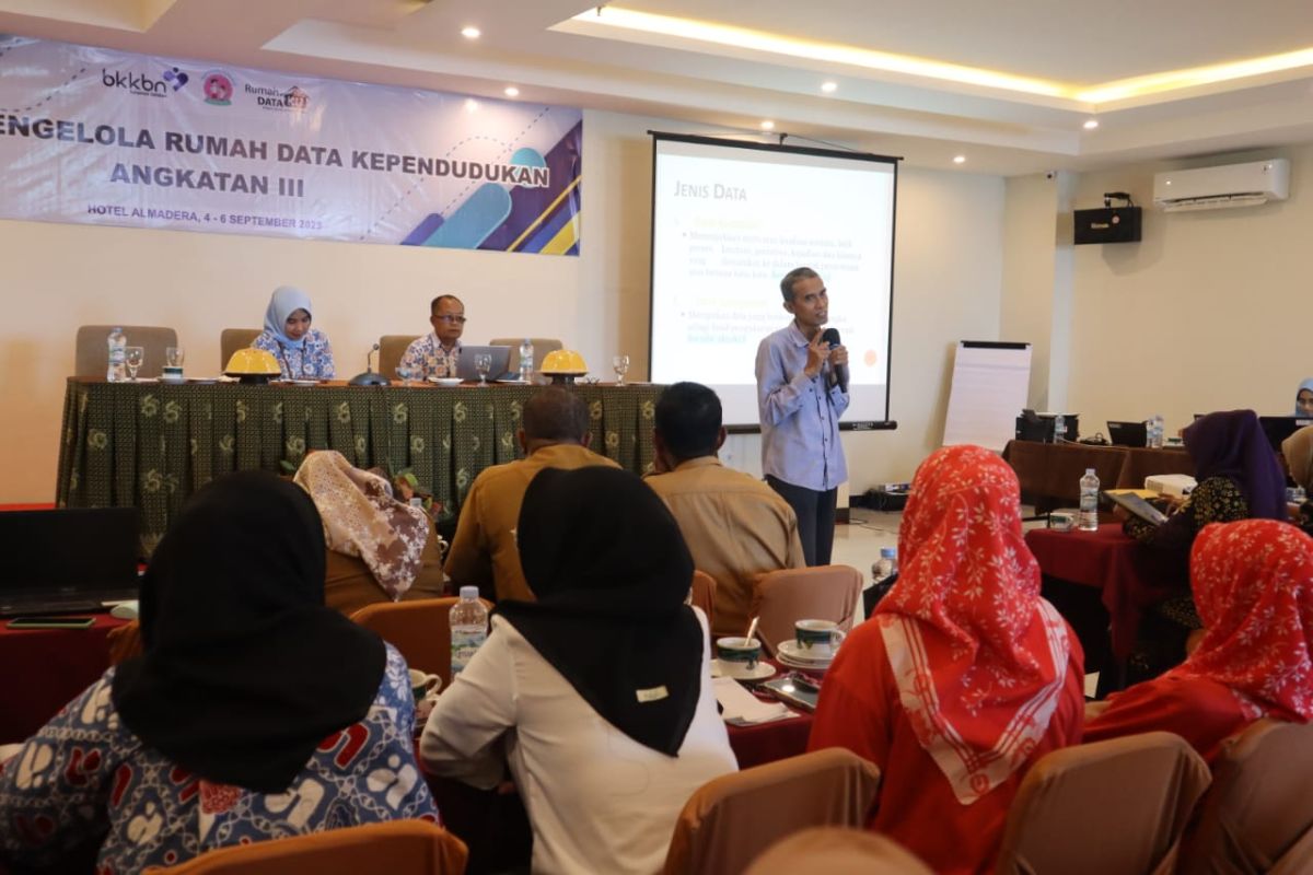 BKKBN Sulsel memperkenalkan aplikasi rumah dataku