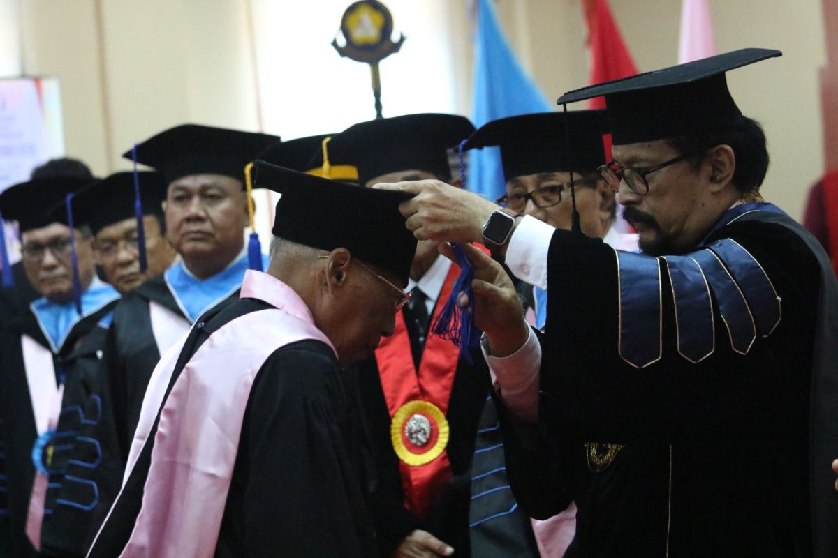 Anggota DPR Wayan Sudirta raih gelar doktor dengan disertasi Pancasila