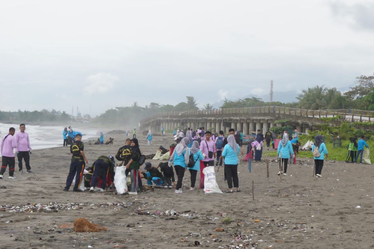 KKP gerakkan 1350 nelayan bersihkan sampah laut