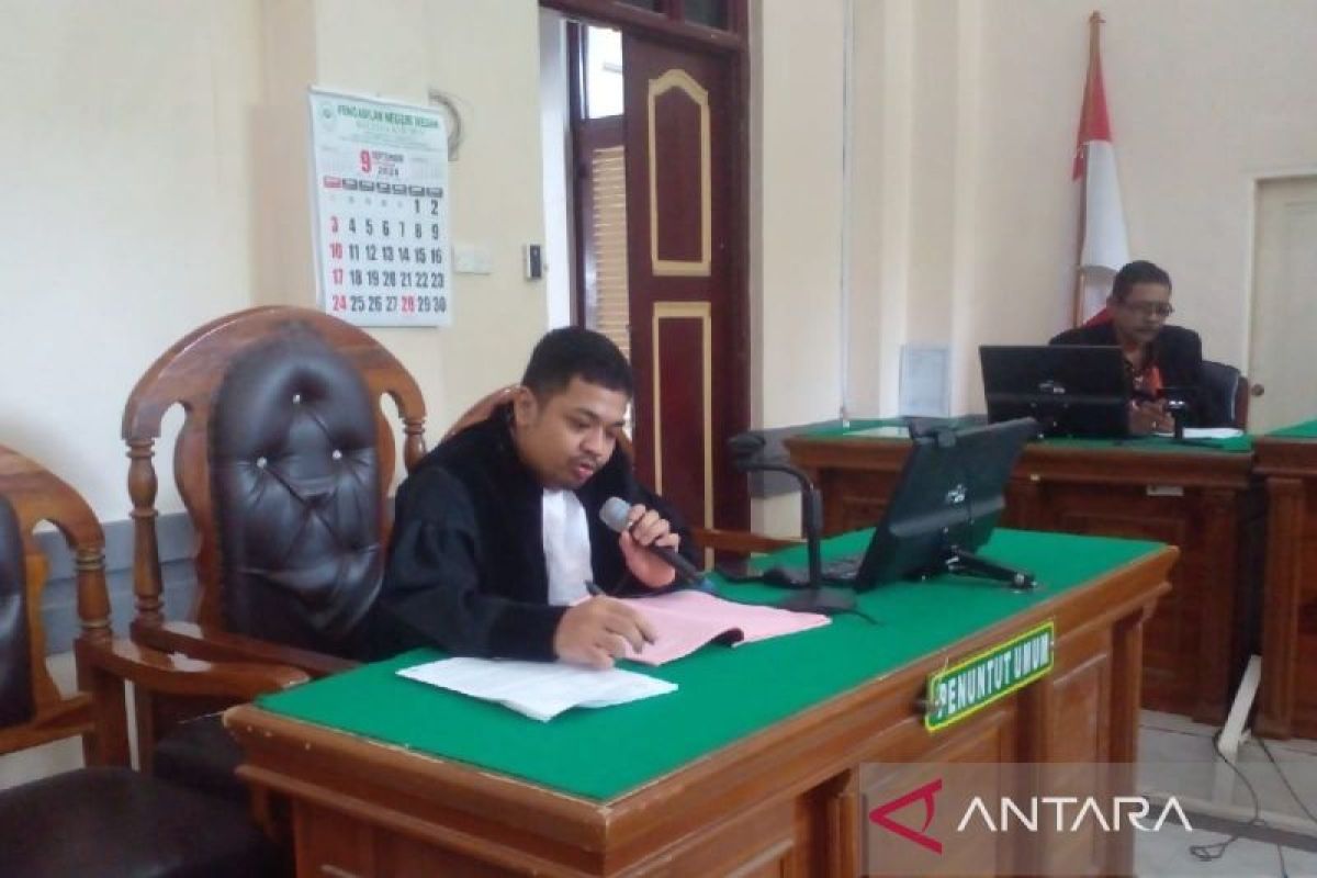 Jaksa tuntut Kades di Kabupaten Sergai 5,5 tahun penjara