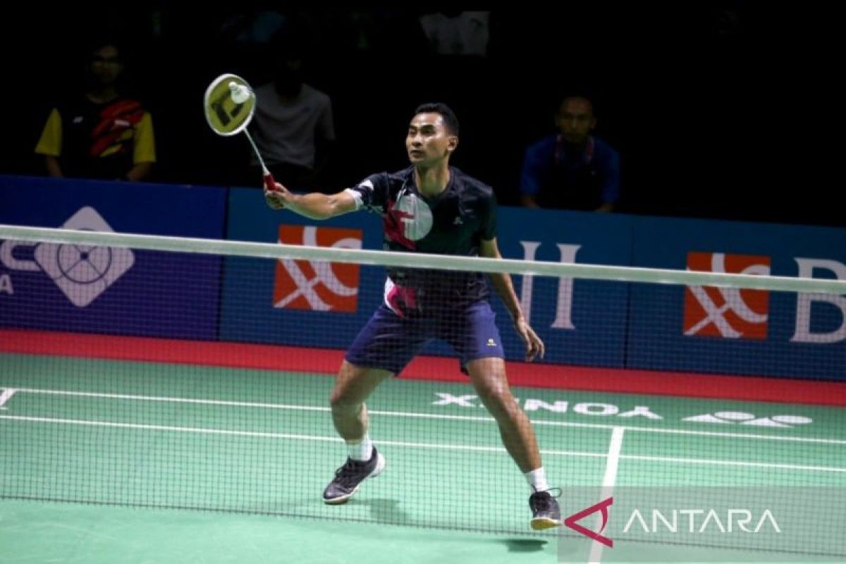 Indonesia sisakan Tomy Sugiarto di tunggal putra BNI Indonesia Masters 2023