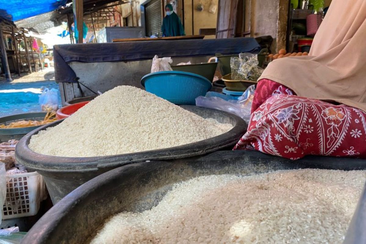 Harga beras di Pasar Kediri naik