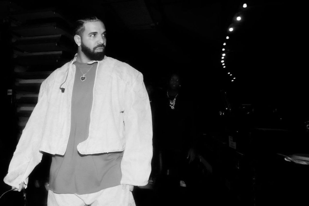 Drake mengumumkan tanggal rilis untuk album terbarunya "For All Dogs"