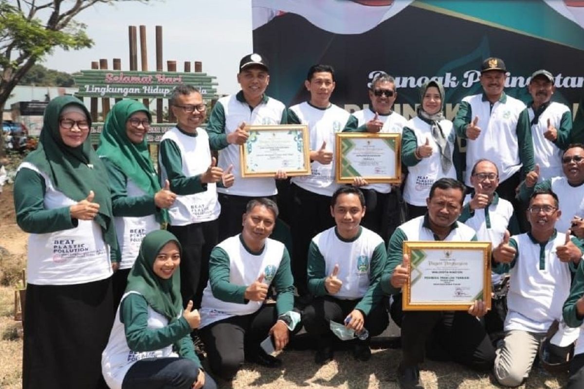 Sebanyak 11 sekolah di Kota Madiun raih Adiwiyata tingkat Jawa Timur