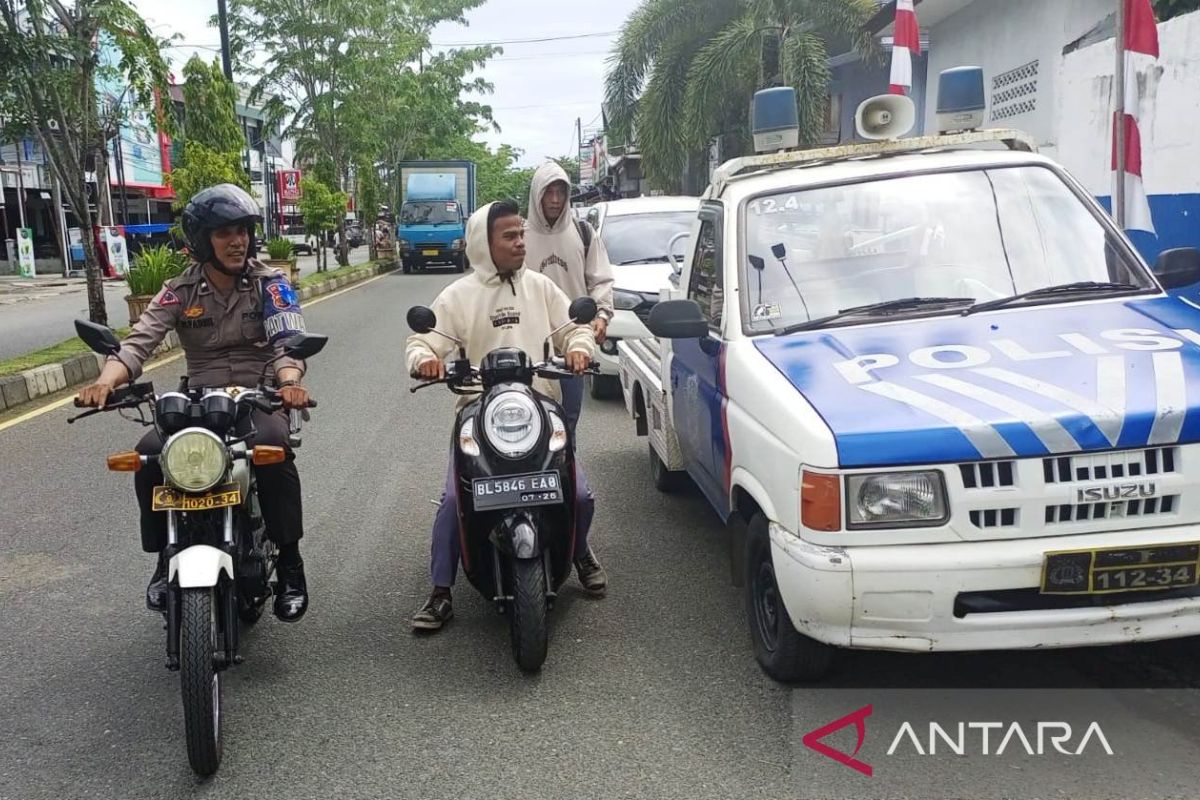 Polres Aceh Barat jaring 118 pelanggar lalulintas tidak pakai helm