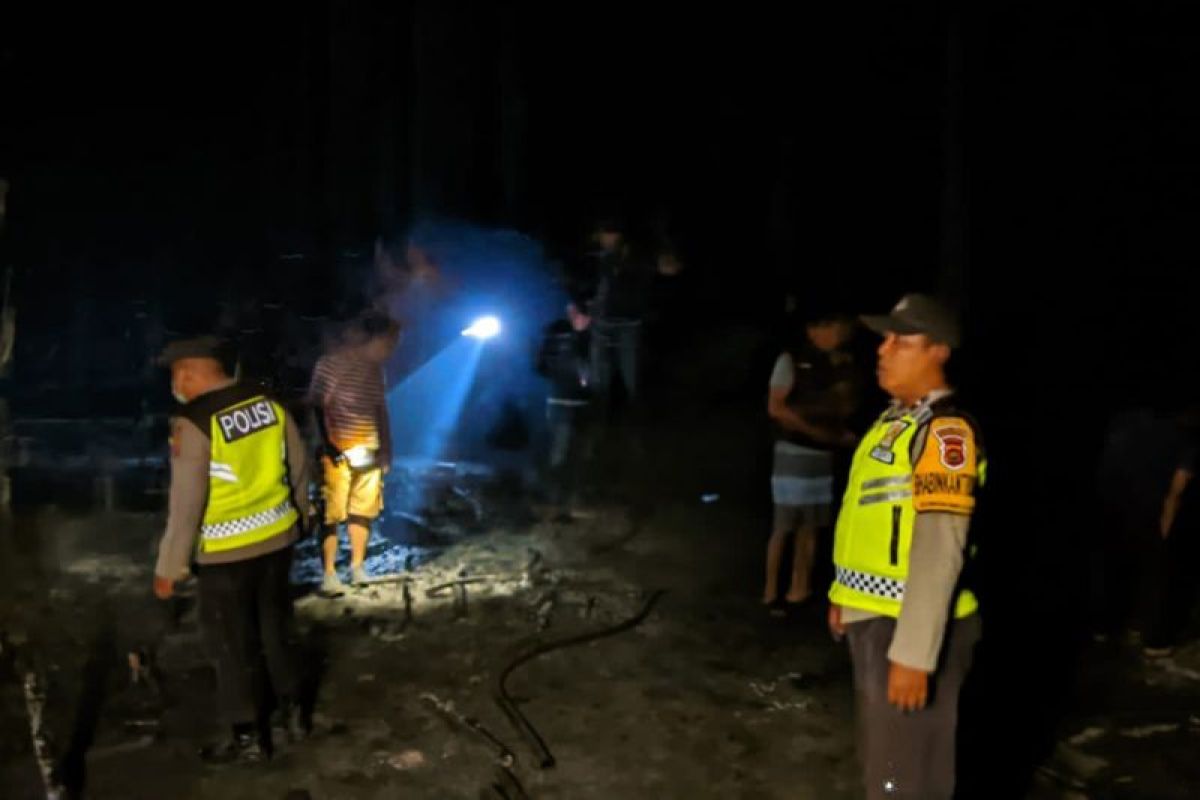 Polisi Cari Pemilik Lahan Sumur Minyak Ilegal Terbakar Di Muaro Jambi