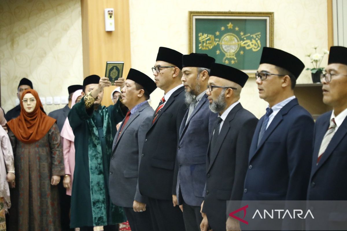 Bupati Bogor rotasi sembilan pejabat eselon IIB setingkat kepala dinas