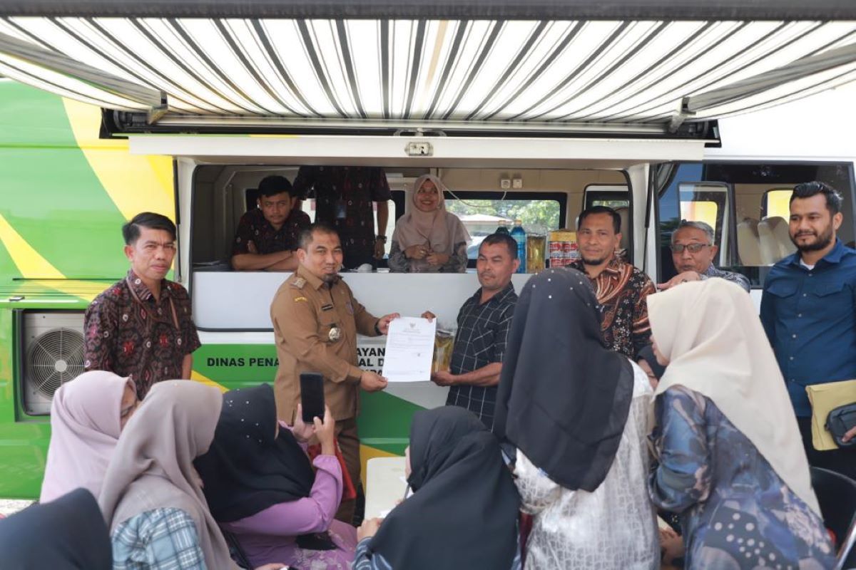 Aceh Besar operasikan mobil perizinan keliling gratis tingkatkan layanan