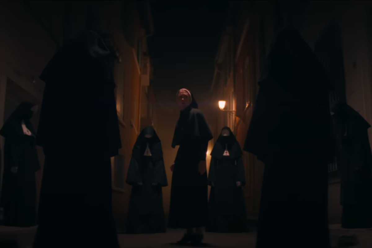 The Nun II : Valak kembali datang meneror Suster Irene