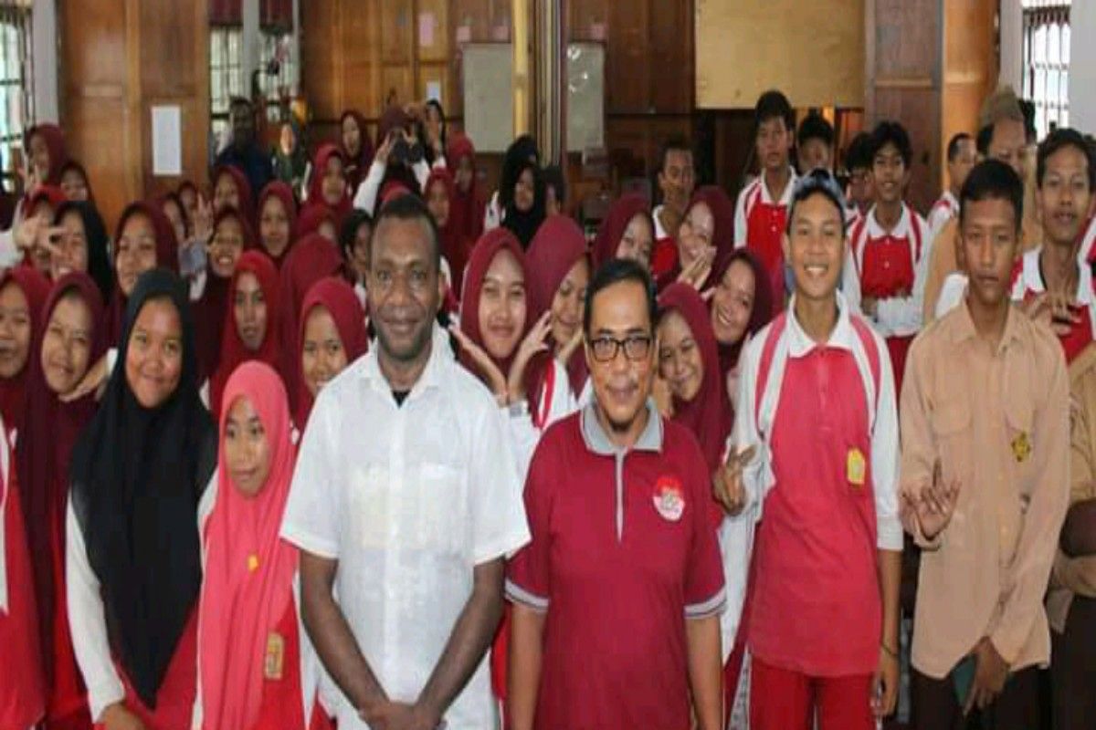 KPU Papua Tengah sosialisasikan pemilu bagi pemilih pemula di Nabire